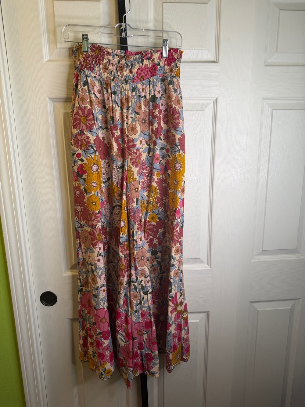 Floral Wide Leg Palazzo Pants, size Medium - Picture 5 of 8
